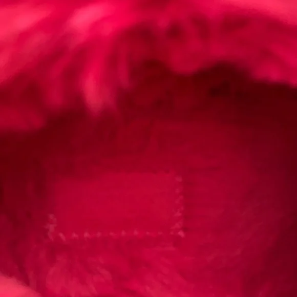 CROCS Pink Fuzzy Mules for Cozy Comfort - Picture 8 of 9